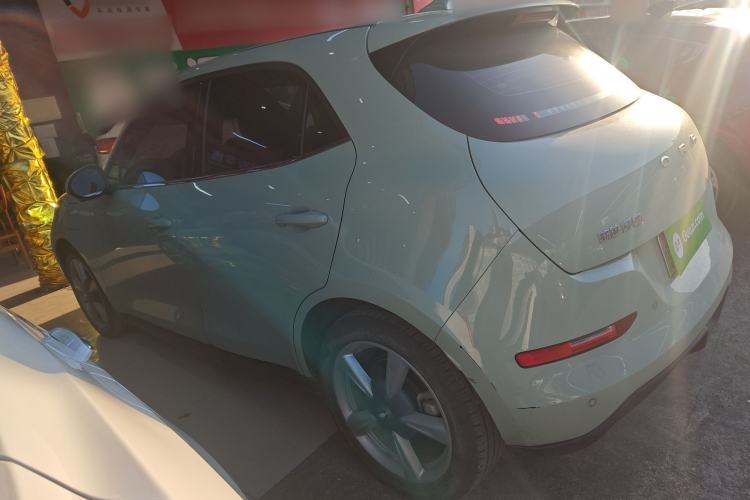 Used ORA Good Cat 2023 401 km Standard Range Luxury Version Lithium Iron Phosphate
