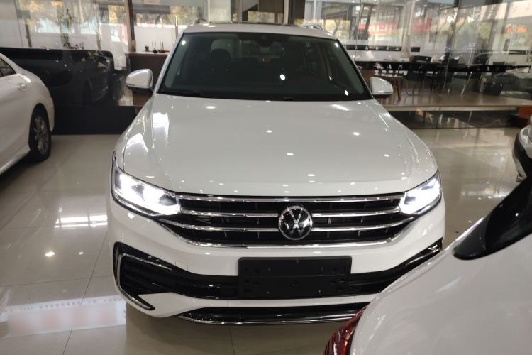 Used Volkswagen Tiguan L 2023 330TSI Automatic Two-Wheel Drive R-Line Enjoyment Edition
