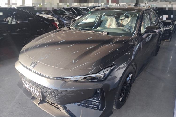 Used Changan UNI-V 2024 1.5T Prestige Edition