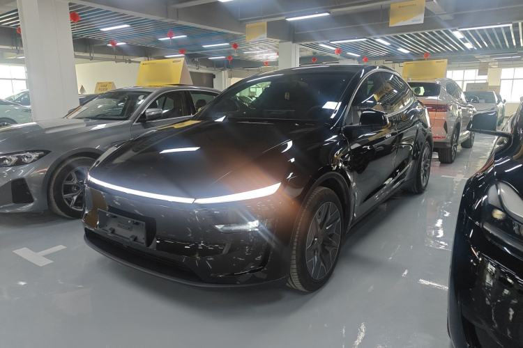 Used Tesla Model Y 2025 Updated Version Long-Range All-Wheel Drive