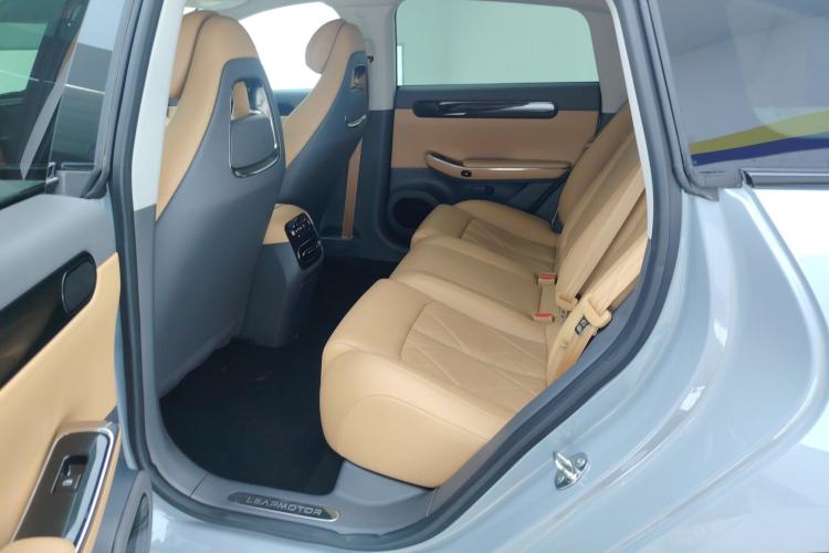 Used Leapmotor C01 2024 Range-Extended 316 Deluxe Edition
