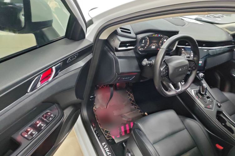 Used Lynk & Co 01 2021 2.0TD Two-Wheel-Drive Pro Trim
