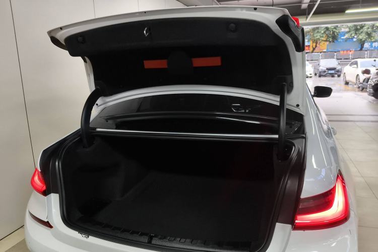 Used BMW 3 Series 2021 Restyled 325Li M Sport Package
