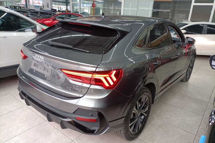 Used Audi Q3 Sportback 2022 40 TFSI Fashion Model
