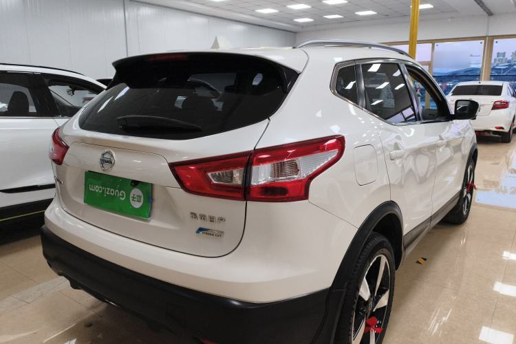 Used Nissan Qashqai 2016 2.0L CVT Luxury Edition
