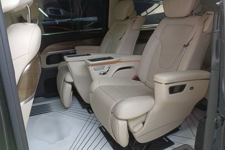 Used Mercedes-Benz V-Class 2020 V 260 L Long-wheelbase Luxury Edition
