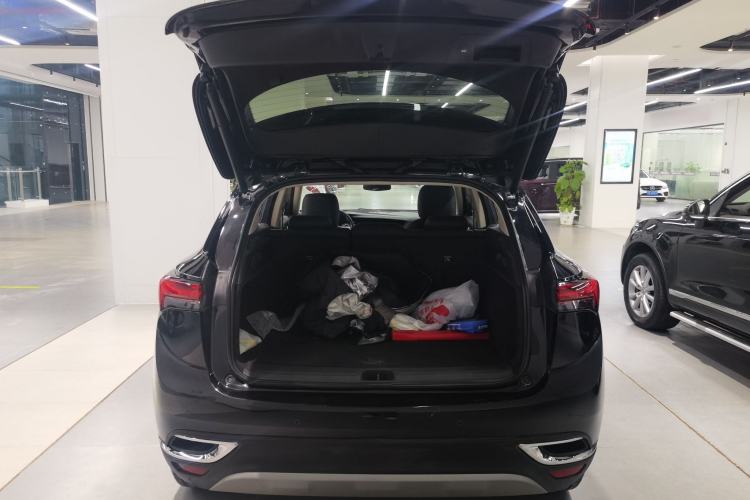 Used Buick Envision 2022 Facelift Encore S 652T Two-Wheel-Drive Luxury Model
