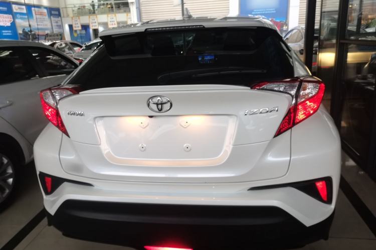 Used Toyota IZOA 2020 2.0L Enjoy Edition
