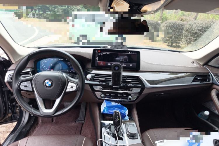 Used BMW 5 Series 2022 525Li Luxury Package
