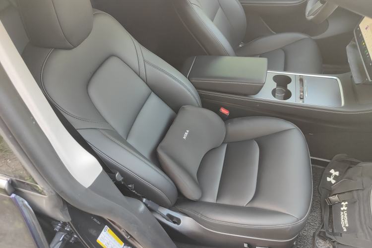 Used Tesla Model Y 2024 Rear-Wheel-Drive Version
