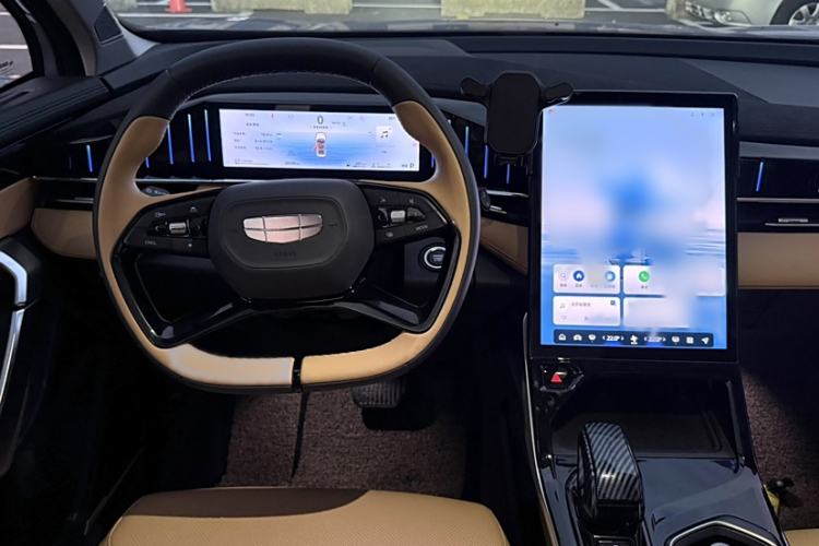 Used Geely Auto FX11 2023 2.0TD DCT Prestige Edition
