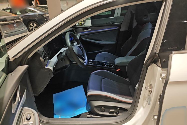 Used Volkswagen Lamando 2024 Lavida L 280TSI DSG Cool & Spicy Edition
