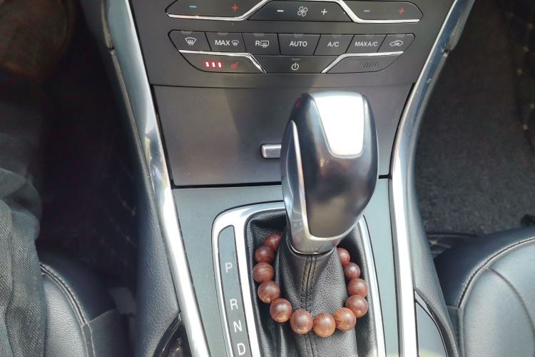 Used Ford Edge 2018 EcoBoost 245 Two-Wheel-Drive Titanium 7-Seater China V Standard
