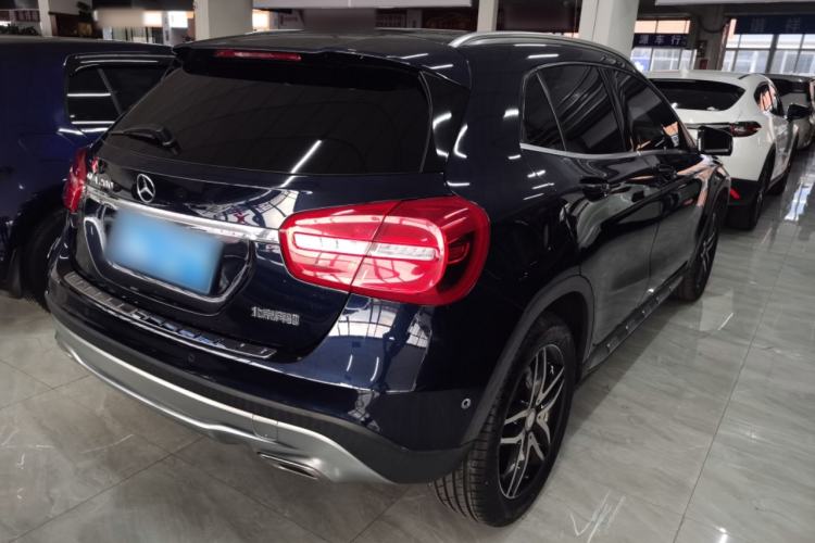 Used Mercedes-Benz GLA 2016 GLA 200 Fashion Model
