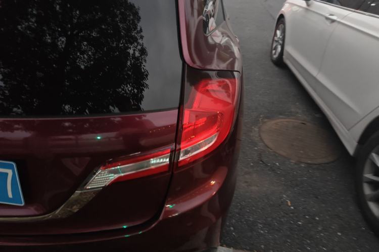 Used Honda Jade 2017 1.8L automatic Comfort version 5 seats
