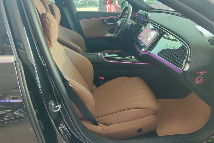 Used Mercedes-Benz E-Class 2025-Year Facelift E 260 L
