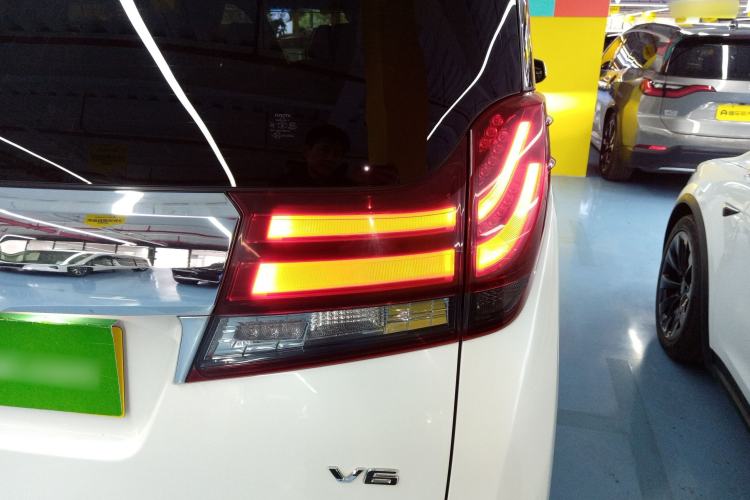 Used Toyota Alphard 2018 3.5L Luxury Edition
