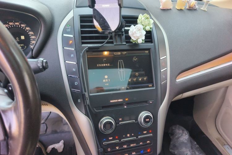 Used Lincoln MKC 2016 2.0T Two-Wheel Drive Luxury Edition