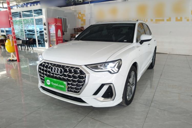 Used Audi Q3 2024 40 TFSI Fashion Dynamic Model