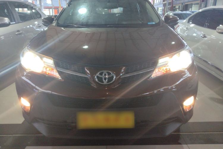 Used Toyota RAV4 2015 2.5L Automatic 4x4 Elite Edition
