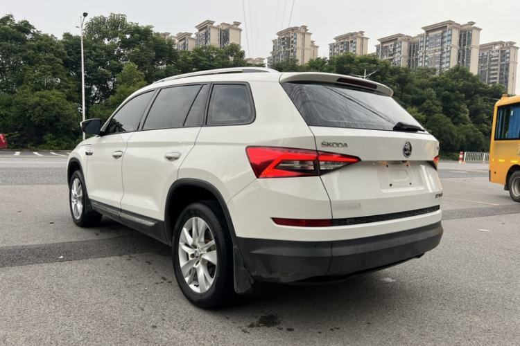 Used Skoda Kodiaq 2018 Facelifted TSI330 5-Seater Two-Wheel-Drive Comfort Edition
