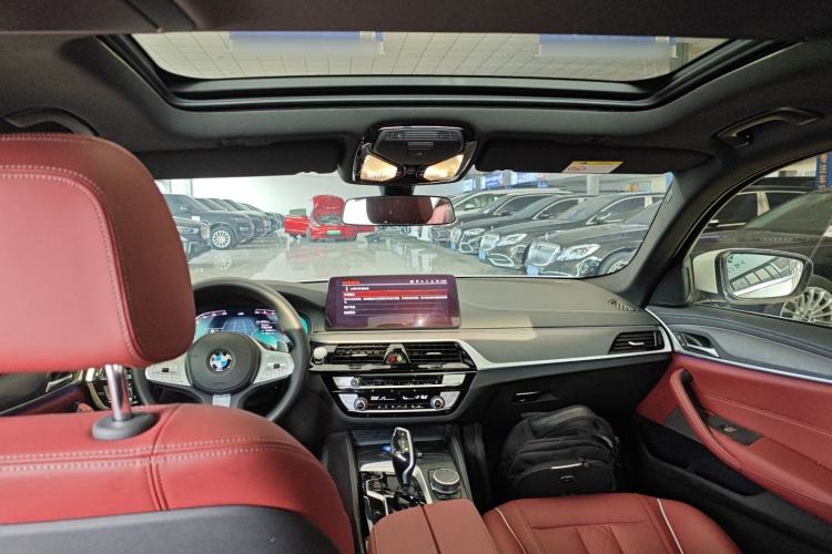 Used BMW 5 Series 2023 Restyled 530Li Leading Edition M Sport Package
