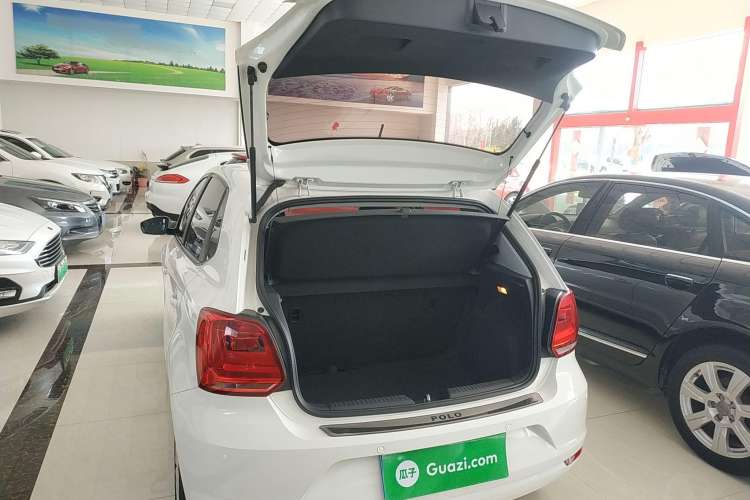 Used Volkswagen Polo 2016 1.4L Automatic Trendy Model
