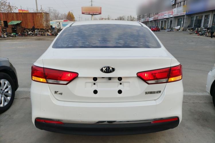 Used Kia K4 2014 1.8L Manual GL
