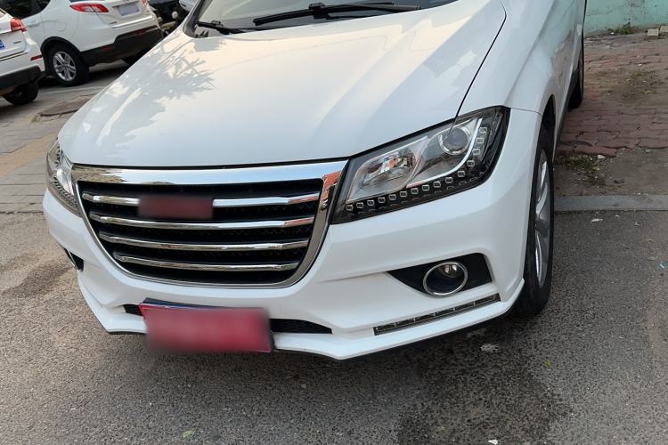 Used Haval H2 2016 Red Label 1.5T Automatic Two-Wheel Drive Elite Model
