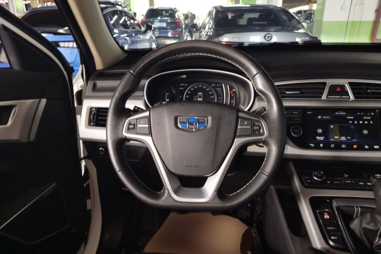 Used Geely Auto Emgrand X7 Sport 2016 2.0L Manual Smart Connect Version