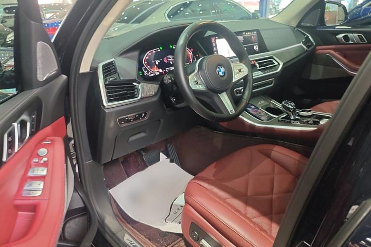 Used BMW X5 2022 Restyled xDrive 30Li Luxury Version M Sport Package