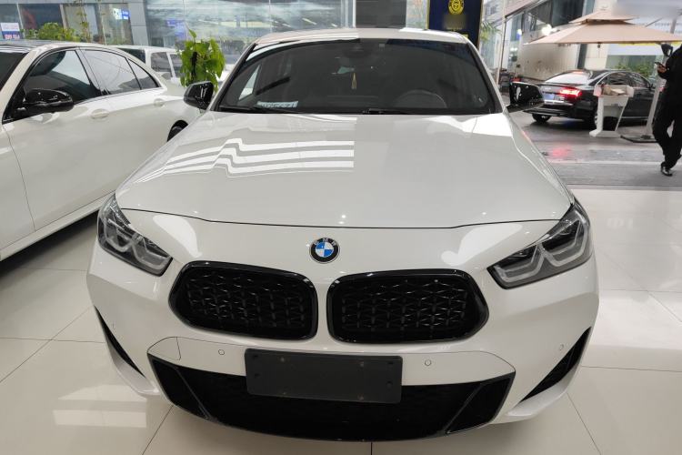 Used BMW X2 2021 Updated xDrive25i Midnight Edition
