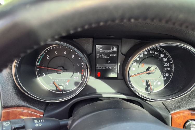 Used  Grand Cherokee 2013 3.6L Luxury Navigation Edition
