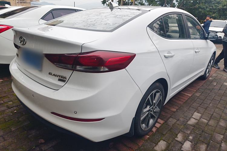 Used Hyundai Elantra 2016 1.6L Automatic ZhiXuan – Elite Version