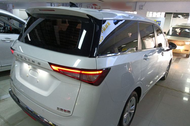Used Wuling Jiachen 2022 1.5T Manual Comfort & Dynamic Version
