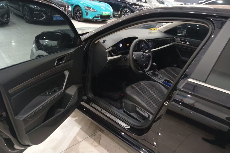 Used Volkswagen Lavida 2022 280TSI DSG Comfort Edition
