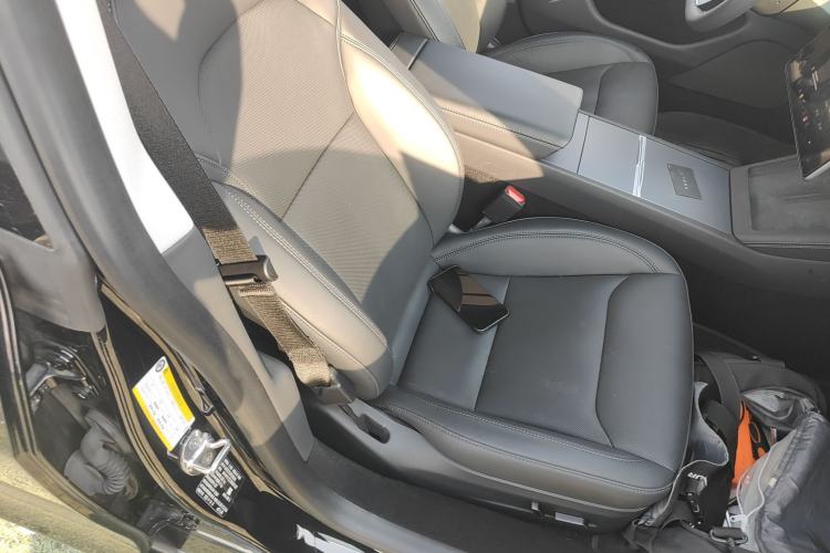 Used Tesla Model 3 2023 Rear-Wheel-Drive Version
