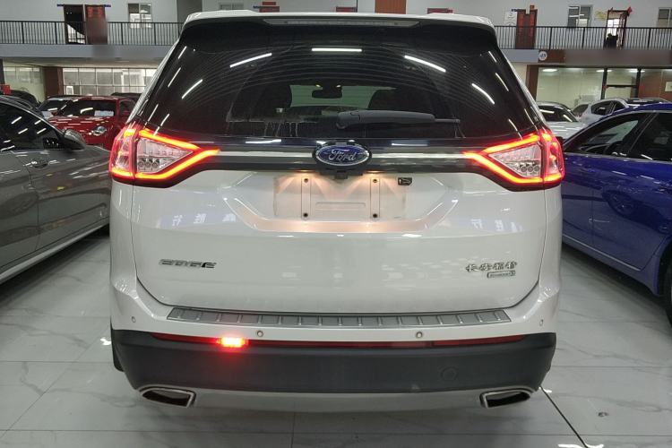 Used Ford Edge 2016 EcoBoost 245 Two-Wheel-Drive Titanium 7-Seater
