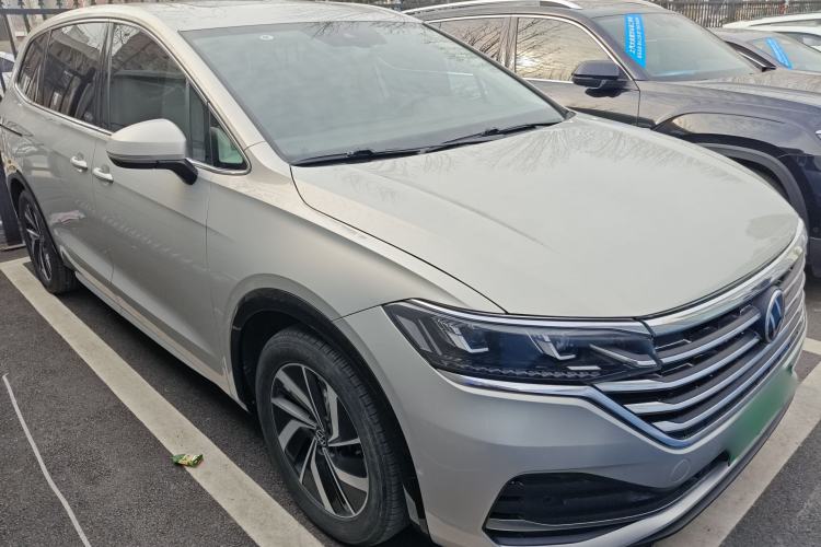 Used Volkswagen Viloran 2024 330TSI Luxury Edition