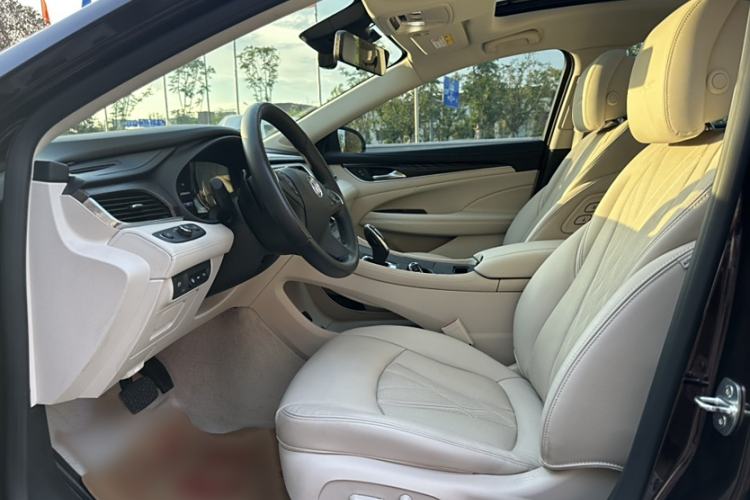 Used Buick LaCrosse 2022 Avenir Avia First Edition
