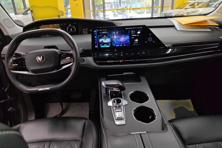 Used Changan UNI-K iDD 2023 Smart Electric iDD 1.5T 135km Smart Leading Model
