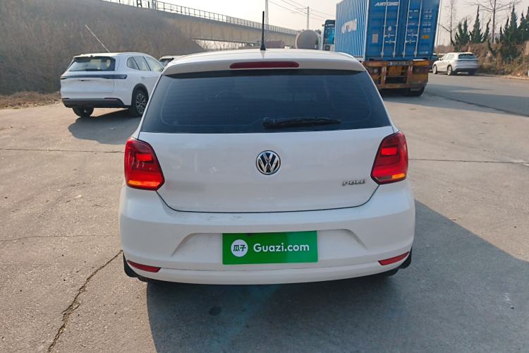 Used Volkswagen Polo 2016 1.4L Manual Fashion Model