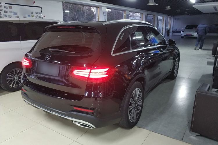 Used Mercedes-Benz GLC 2017 GLC 260 4MATIC Dynamic Edition
