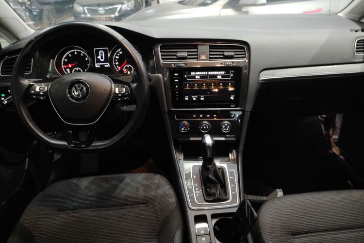 Used Volkswagen Golf 2019 280TSI DSG Comfort Version China VI Standard
