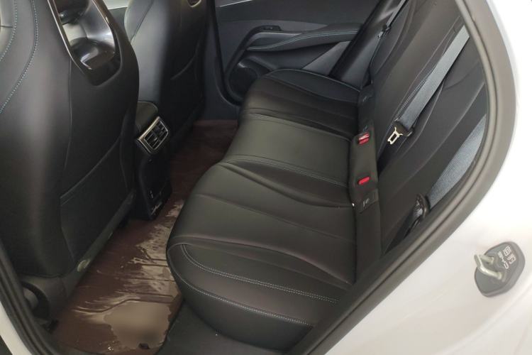 Used BYD Seal 06 New Energy 2025 DM-i Smart Drive 80KM Luxury Model
