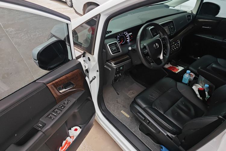 Used Honda Odyssey 2017 2.4L Supreme Edition