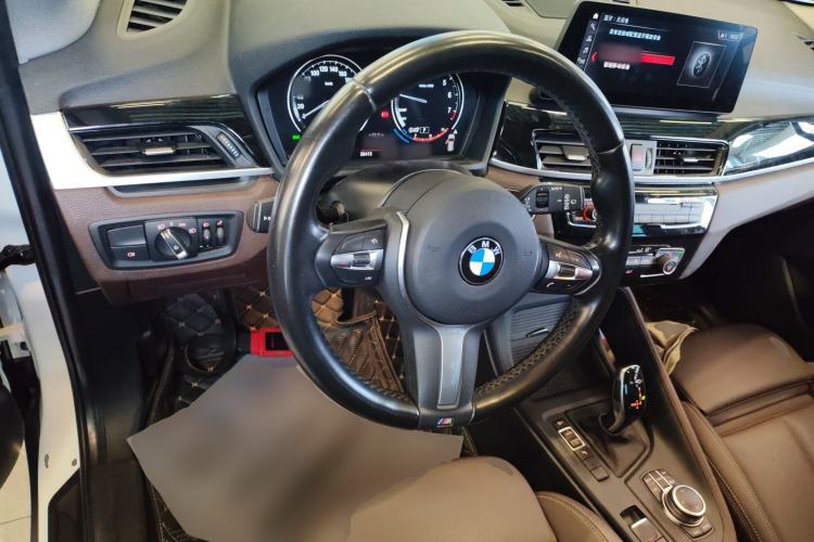 Used BMW X1 2022 sDrive25Li Leading Model
