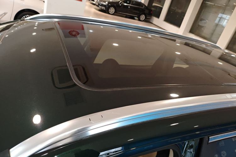 Used  E5 PLUS 2025 165 km Long-Range Version PLUS 7-Seater