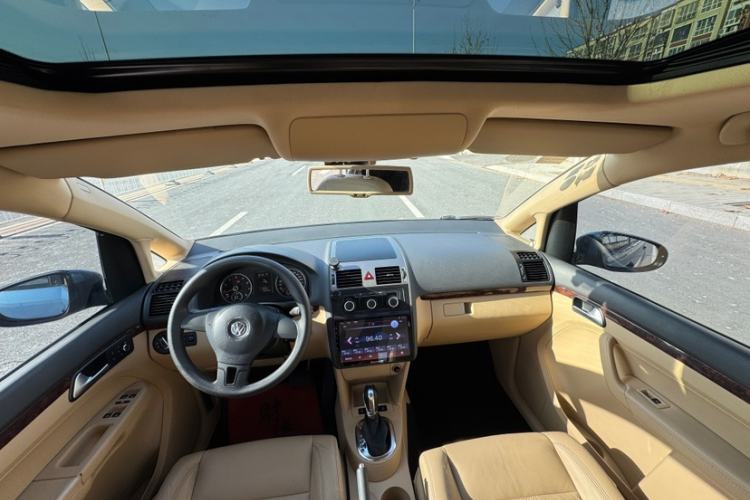 Used Volkswagen Touran 2013 1.4T DSG Comfort Edition 5-Seater