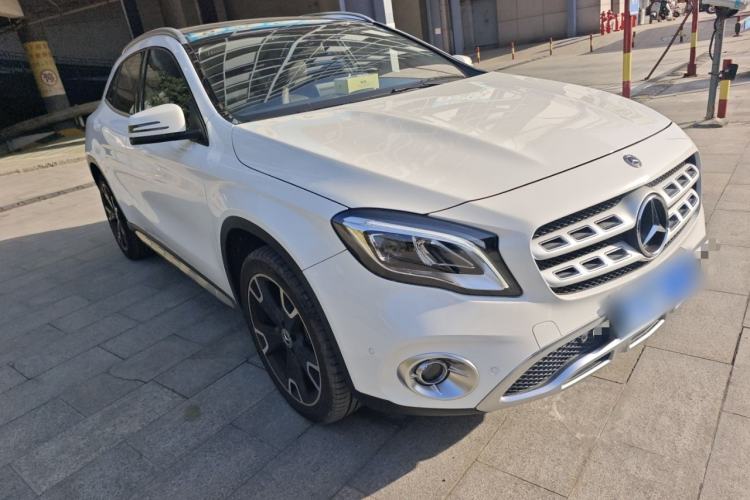 Used Mercedes-Benz GLA 2017 GLA 220 4MATIC Fashion Model